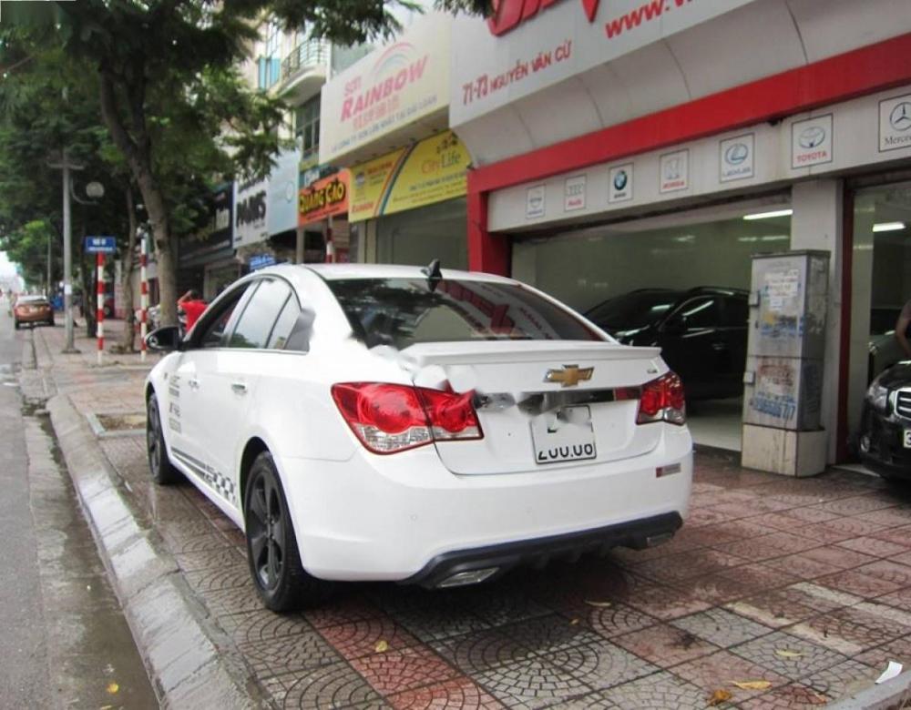 Daewoo Lacetti CDX 1.8 AT 2011 - Bán ô tô Daewoo Lacetti CDX 1.8 AT năm sản xuất 2011, màu trắng, nhập khẩu nguyên chiếc ít sử dụng, giá tốt