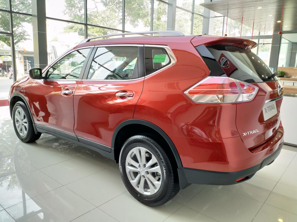 Nissan X trail SL 2.0  2018 - Cần bán Nissan X trail đời 2018, màu đỏ