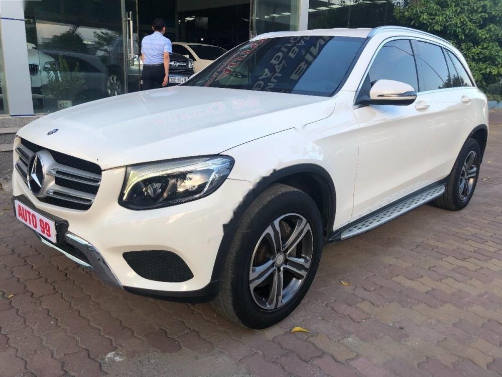 Mercedes-Benz Smart   2016 - Bán xe Mercedes GLC 250 4Matic năm sản xuất 2016, màu trắng