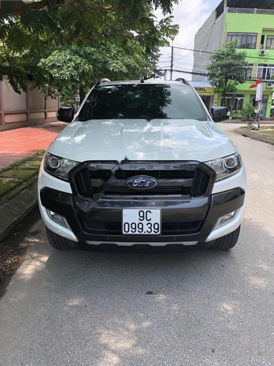 Ford Ranger Wildtrack 2015 - Bán xe Ford Ranger Wildtrack sản xuất năm 2015, màu trắng