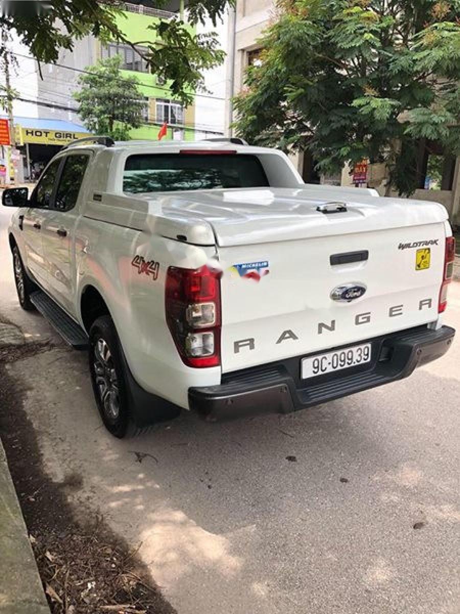 Ford Ranger Wildtrack 2015 - Bán xe Ford Ranger Wildtrack sản xuất năm 2015, màu trắng