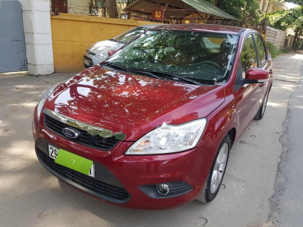 Ford Focus 1.8 AT 2011 - Bán xe Ford Focus 1.8AT sản xuất năm 2011, màu đỏ, 386tr