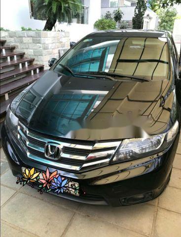 Honda City 2014 - Bán xe Honda City sản xuất năm 2014, màu đen xe gia đình, 410 triệu