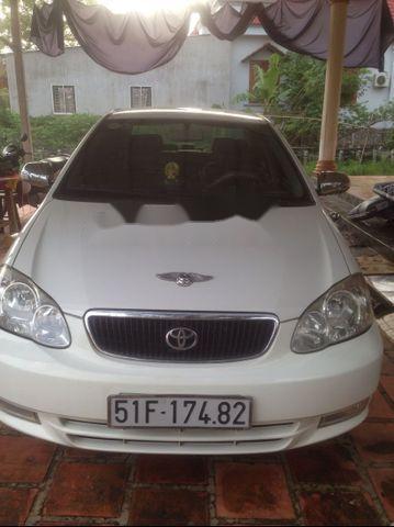 Toyota Corolla altis 2001 - Bán Toyota Corolla Altis sản xuất 2001, màu trắng xe gia đình, 255 triệu