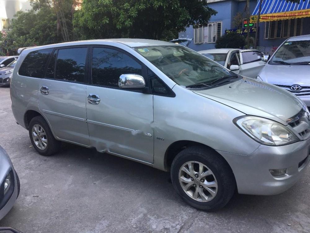 Toyota Innova 2007 - Bán ô tô Toyota Innova năm 2007, màu bạc, giá 343tr