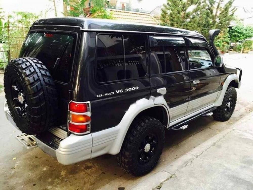 Mitsubishi Pajero 3.0 1996 - Cần bán lại xe Mitsubishi Pajero 3.0 đời 1996, màu xanh lam, nhập khẩu, giá tốt