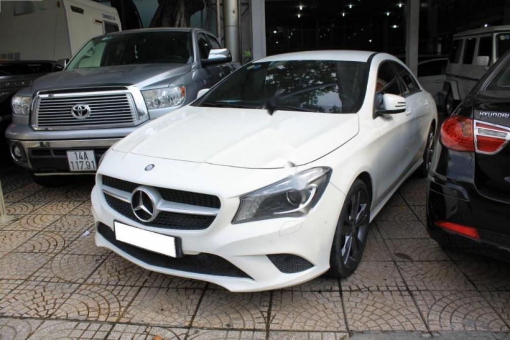 Mercedes-Benz CLA class CLA 200 2014 - Cần bán xe Mercedes CLA 200 năm 2014, màu trắng, nhập khẩu