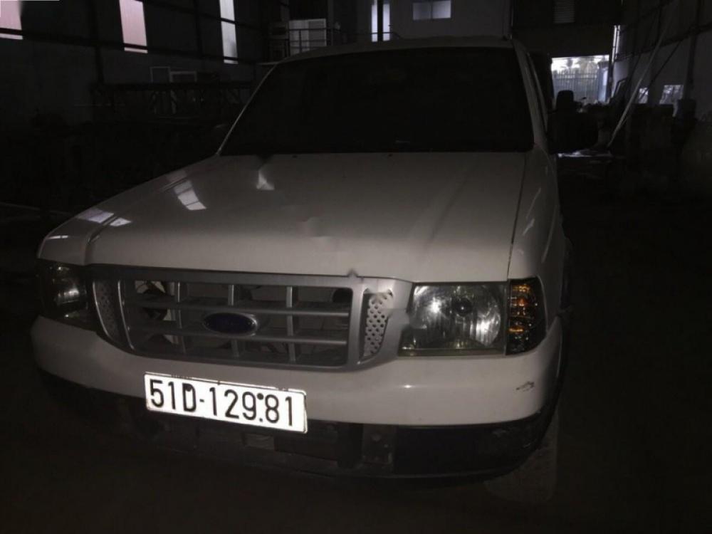 Ford Ranger XL 4x4 MT 2005 - Bán Ford Ranger XL 4x4 MT đời 2005, màu trắng