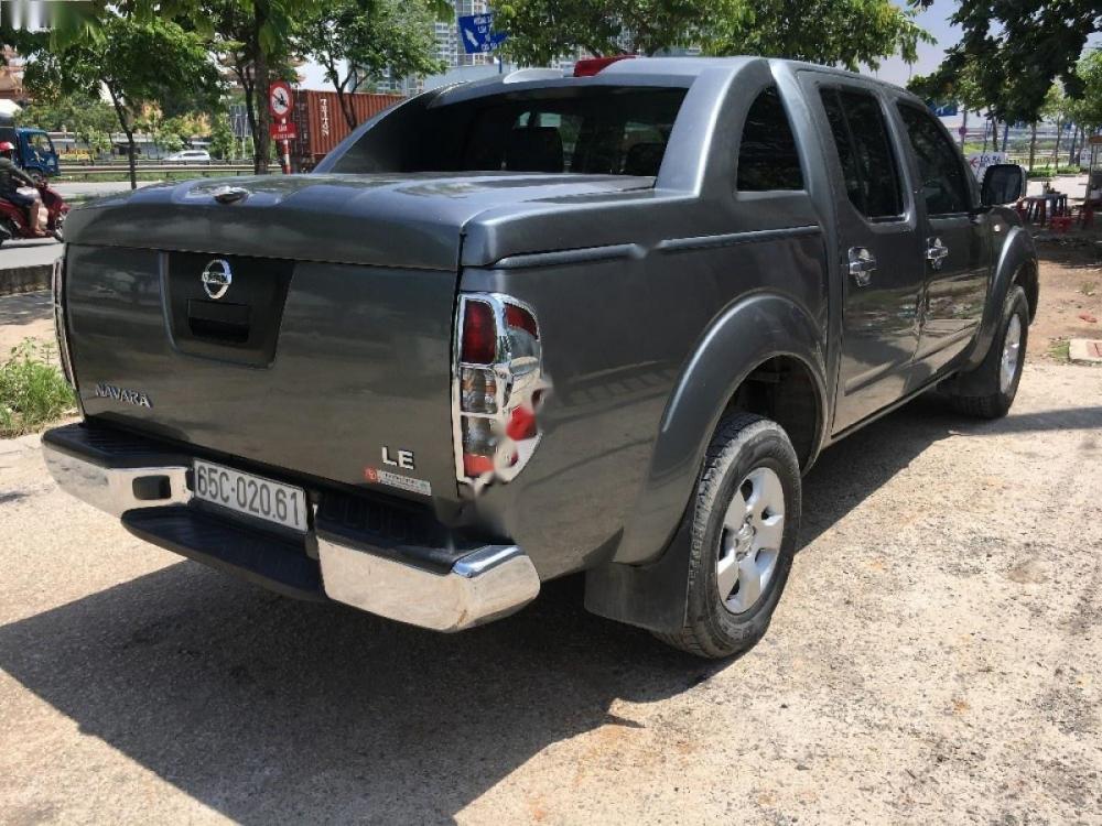 Nissan Navara 2013 - Bán Nissan Navara sản xuất năm 2013, màu xám, nhập khẩu