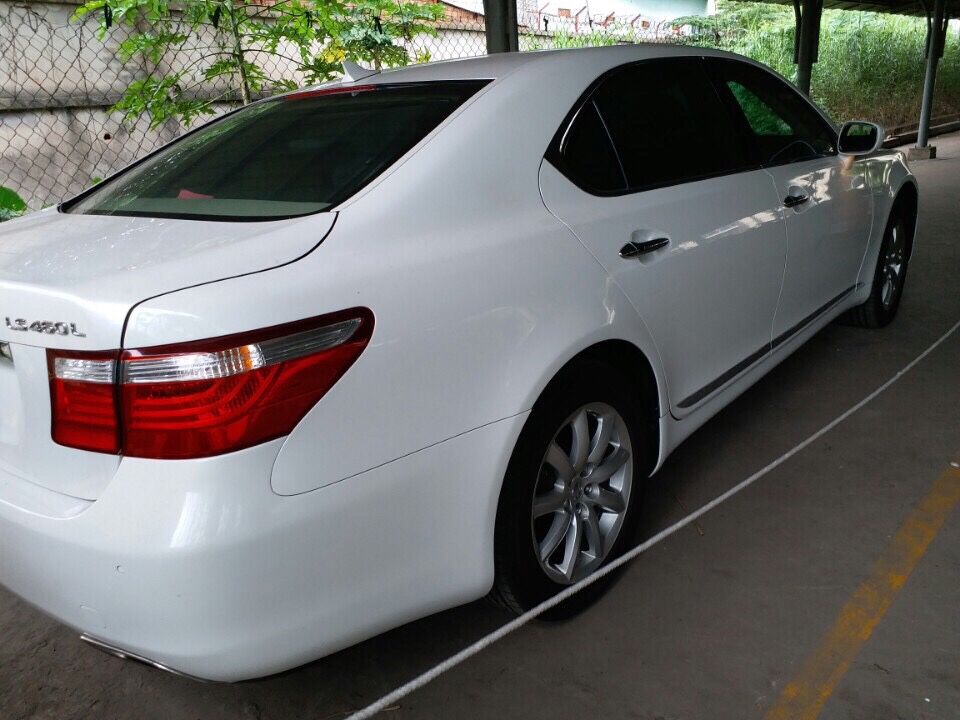 Lexus LS 4.6L 2008 - Cần bán xe Lexus LS460L 2008 màu trắng, nhập Nhật