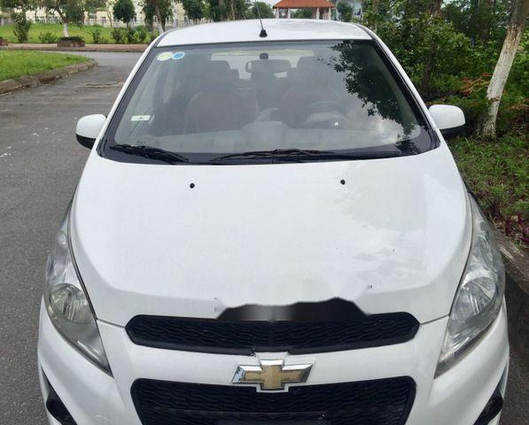 Chevrolet Spark 2015 - Cần bán lại xe Chevrolet Spark 2015, màu trắng