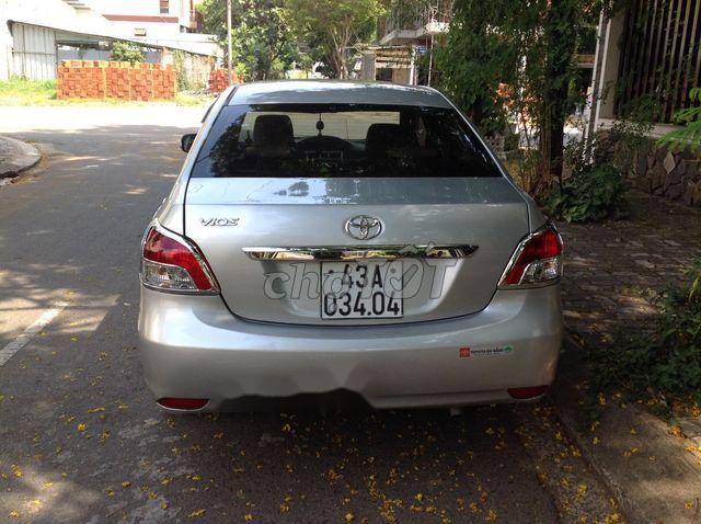 Toyota Vios 2010 - Bán Toyota Vios đời 2010, màu bạc, giá 255tr