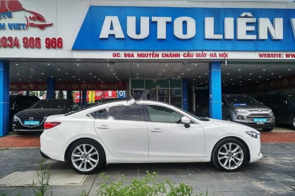 Mazda 6 2.5 AT 2015 - Bán Mazda 6 2.5 AT đời 2015, màu trắng, 735 triệu