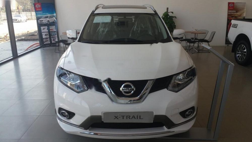 Nissan X trail 2.5 SV 4WD Premium 2018 - Bán Nissan X trail 2.5 SV 4WD Premium sản xuất 2018, màu trắng