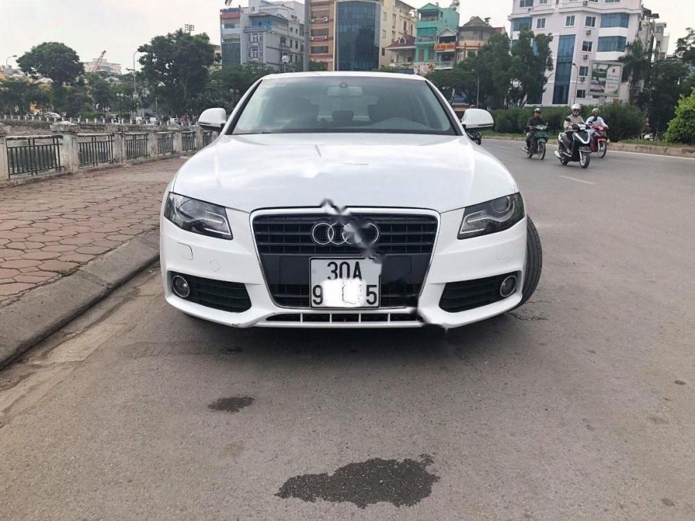 Audi A4 2009 - Bán Audi A4 đời 2009, màu trắng, nhập khẩu nguyên chiếc