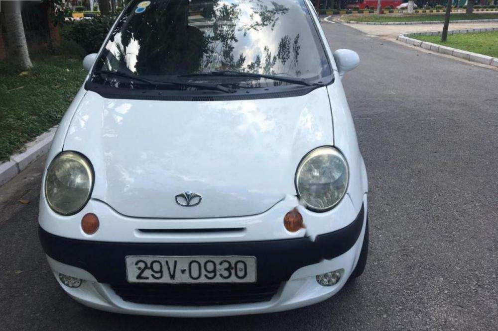 Daewoo Matiz 2004 - Bán xe Daewoo Matiz đời 2004, màu trắng, giá chỉ 62 triệu