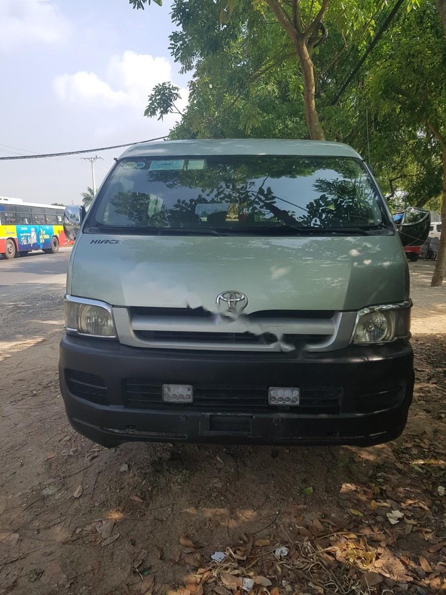 Toyota Hiace 2.5 2005 - Cần bán Toyota Hiace 2.5 sản xuất 2005, màu xanh lam, giá tốt