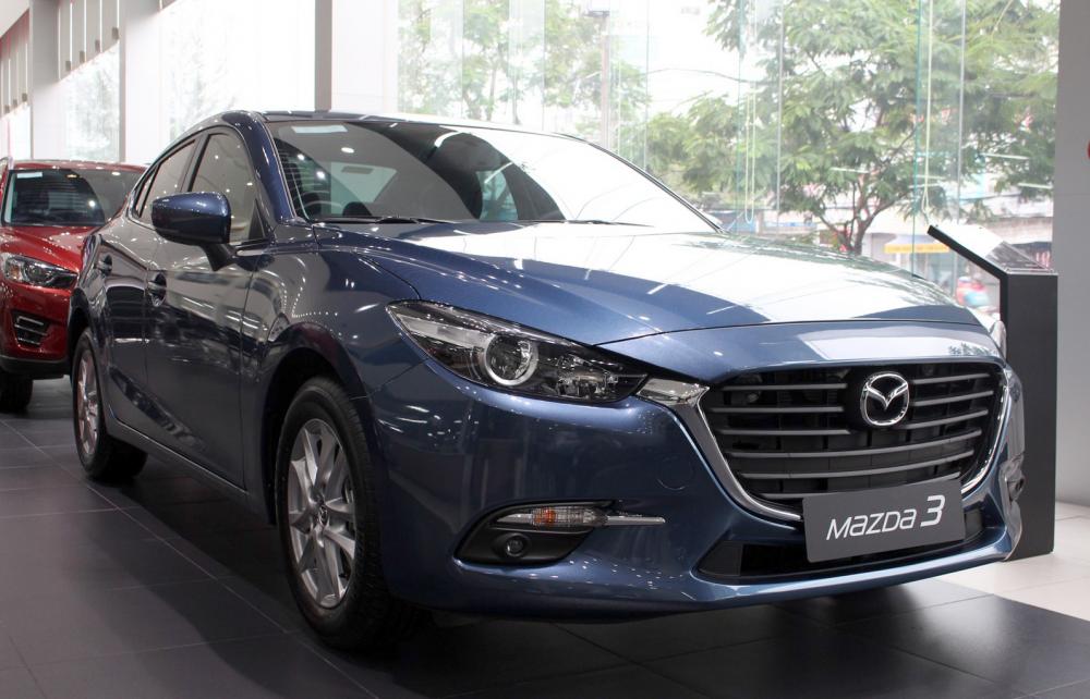 Mazda 3 1.5 AT 2018 - Cần bán xe Mazda 3 1.5 AT 2018, màu xanh, giá chỉ 659 triệu