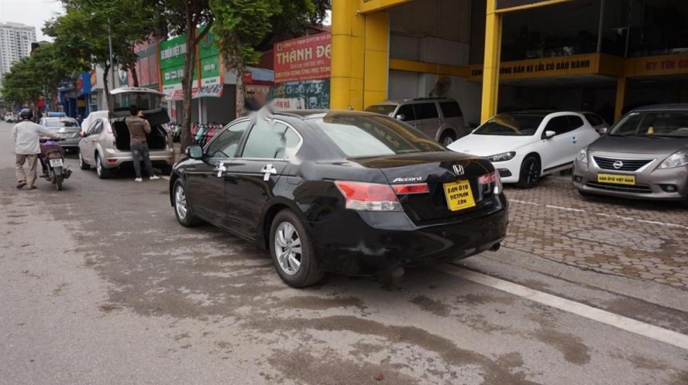 Honda Accord 2.0 AT 2010 - Cần bán gấp Honda Accord 2.0 AT 2010, màu đen, xe nhập chính chủ