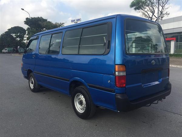 Toyota Hiace 2.7 MT 2005 - Cần bán lại xe Toyota Hiace 2.7 MT đời 2005, 175 triệu