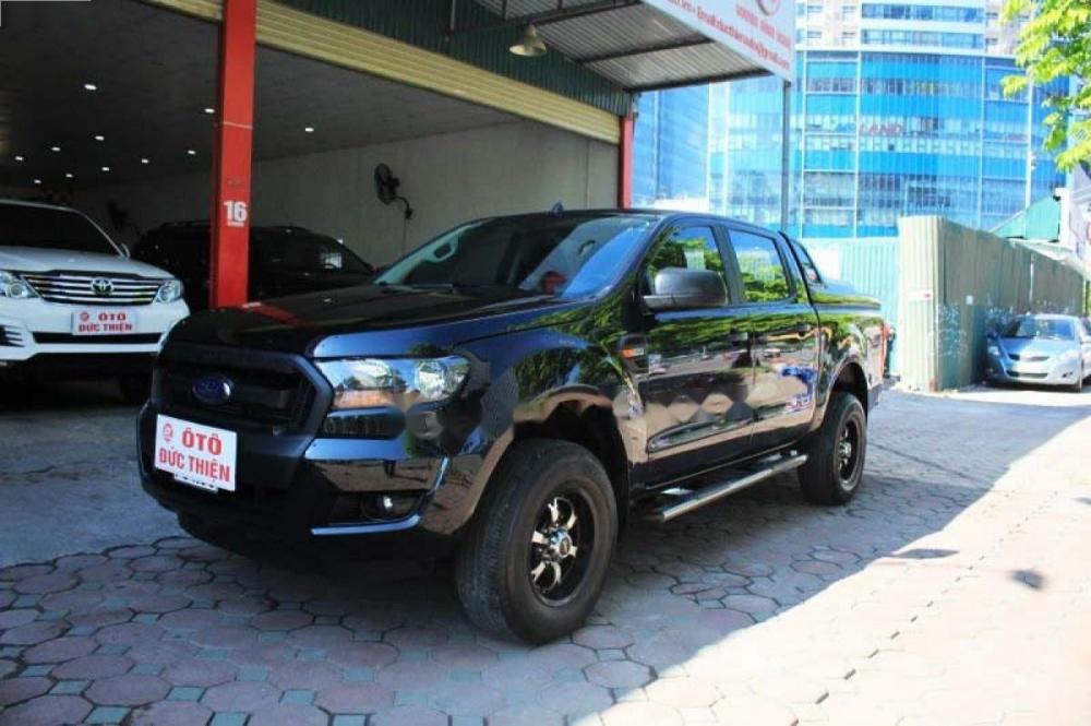 Ford Ranger XL 2.2L 4x4 MT 2015 - Cần bán Ford Ranger XL 2.2L 4x4 MT đời 2015, màu đen, xe nhập, giá 565tr