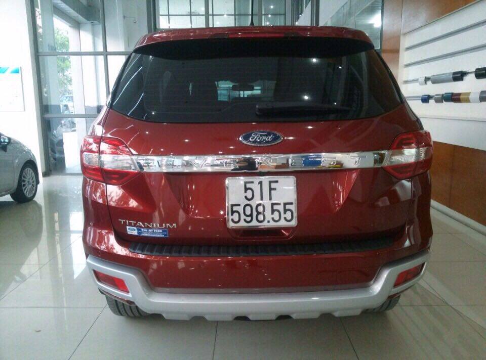 Ford Everest Titanium 2018 - Bán Ford Everest Titanium đời 2018 nhập khẩu Thái. Giá tạm tính 1 tỷ 200tr