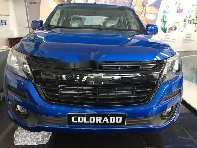 Chevrolet Colorado 2017 - Bán ô tô Chevrolet Colorado sản xuất 2017, màu xanh lam, 624 triệu