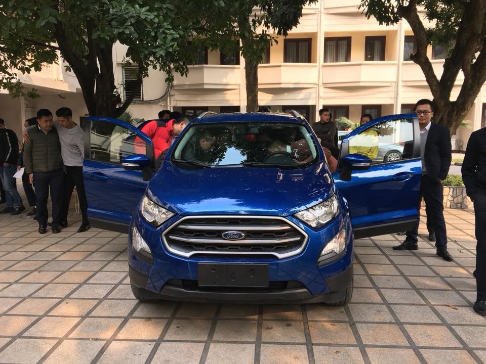 Ford EcoSport 1.5 titanium  2018 - Bán xe Ford EcoSport 1.5 Titanium năm sản xuất 2018, màu xanh lam, giá 648tr