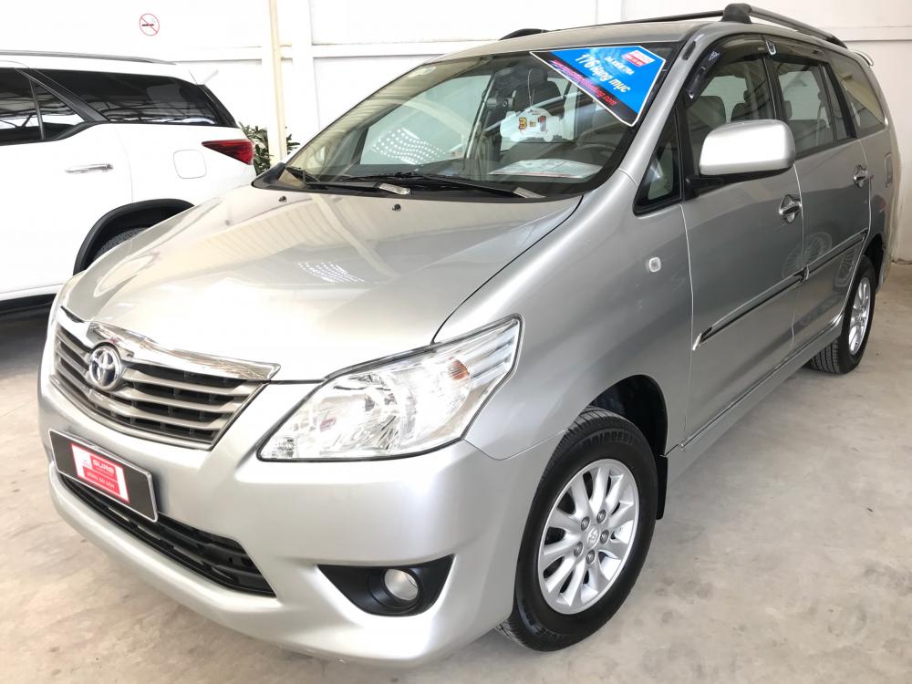 Toyota Innova G 2013 - Cần bán xe Toyota Innova G 2013, màu bạc, hỗ trợ tài chính