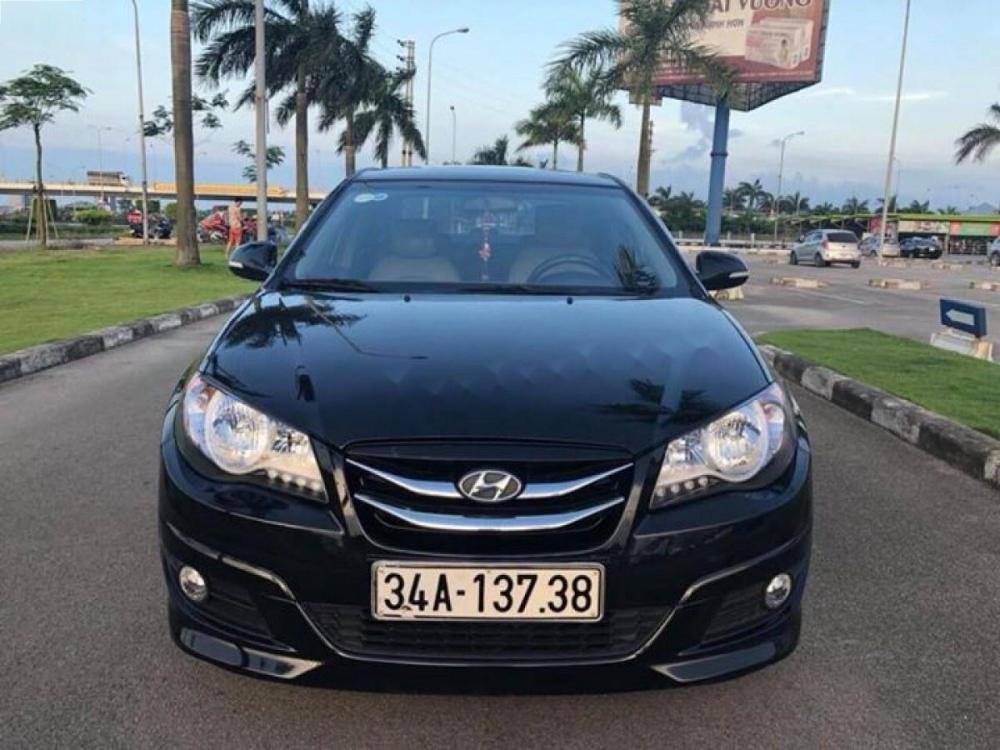 Hyundai Avante 1.6 AT 2015 - Bán ô tô Hyundai Avante 1.6 AT sản xuất 2015, màu đen 