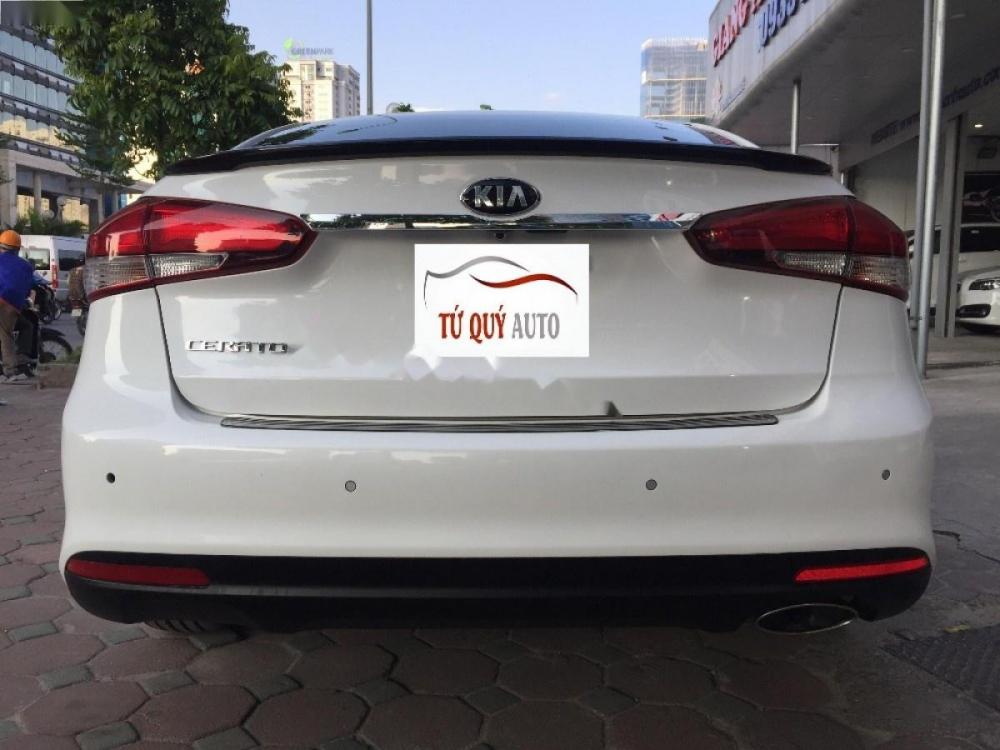 Kia Cerato 1.6 AT 2017 - Cần bán xe Kia Cerato 1.6 AT 2017, màu trắng, 625tr