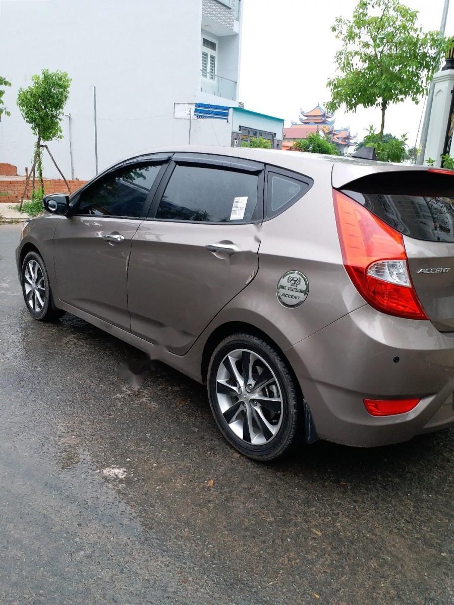 Hyundai Accent 1.4 AT 2014 - Bán Hyundai Accent 1.4 AT 2014, màu nâu, xe nhập còn mới