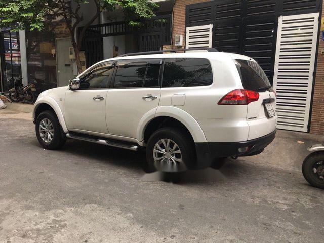 Mitsubishi Pajero   2016 - Cần bán xe Mitsubishi Pajero năm sản xuất 2016, màu trắng, giá tốt