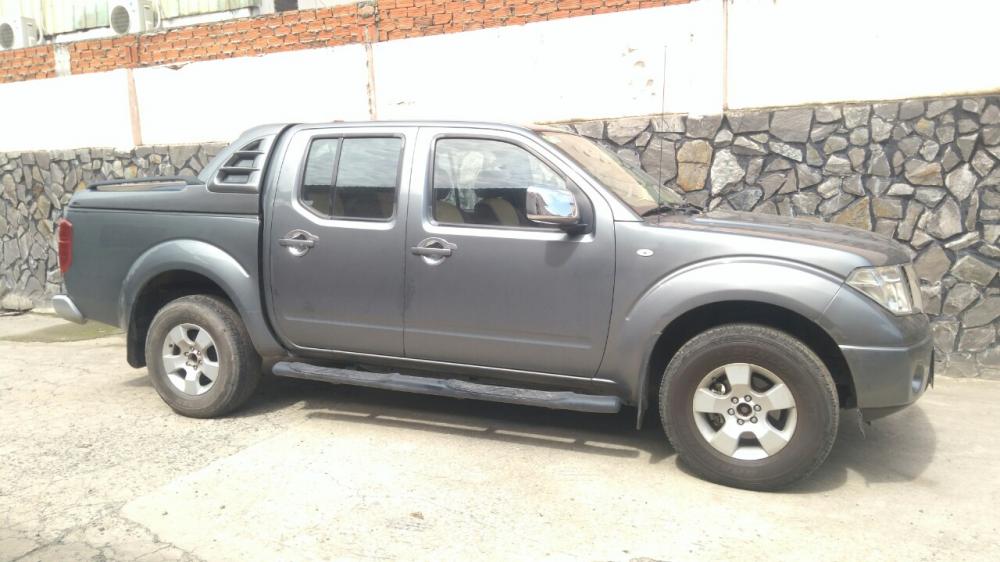 Nissan Navara LE 2011 - Xe gia đình cần bán( đổi) ô tô Nissan Navara LE 2011, màu xám (ghi), nhập khẩu nguyên chiếc