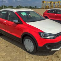 Volkswagen Polo 2018 - Cần bán xe Volkswagen Polo đời 2018, màu đỏ, xe nhập giá cạnh tranh