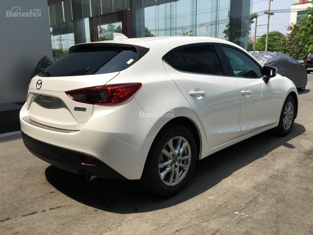 Mazda 3 2016 - Bán Mazda 3 giá ưu đãi tháng 3, hỗ trợ trả góp, xe giao nhanh, thủ tục nhanh gọn, liên hệ 01665 892 196