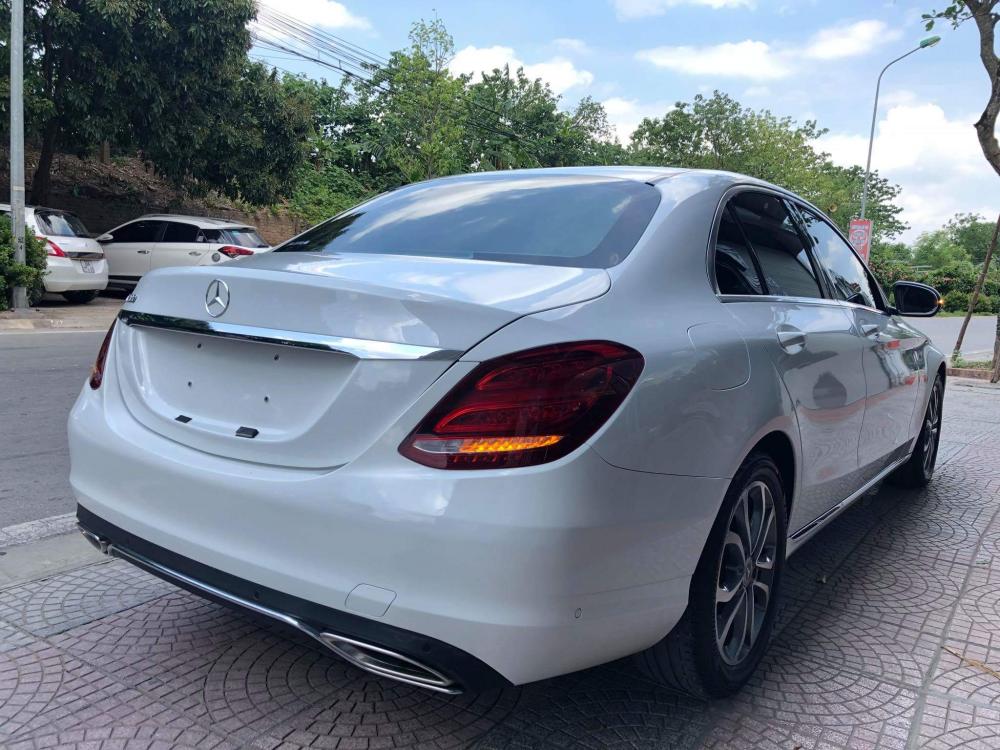 Mercedes-Benz C class C200 2017 - Bán Mercedes C200 SX 2017, đã đi 20.000km