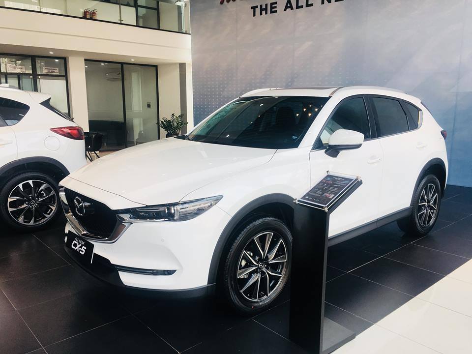 Mazda CX 5  2.0 2WD 2018 - Bán Mazda CX5 2018, hỗ trợ giá tốt nhất thị trường, sở hữu ngay chỉ với 230tr. LH 0935012268