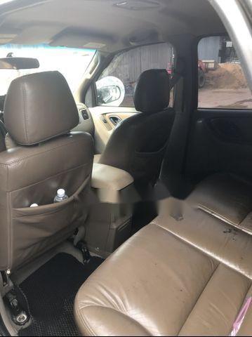 Ford Everest 2002 - Bán xe Ford Everest 2002, màu đen xe gia đình, giá 180tr