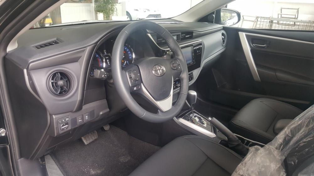 Toyota Corolla altis 2.0V CVT-i 2018 - Bán Toyota Corolla Altis 2.0V CVT-i đời 2018, màu đen, tuyệt phẩm của đam mê