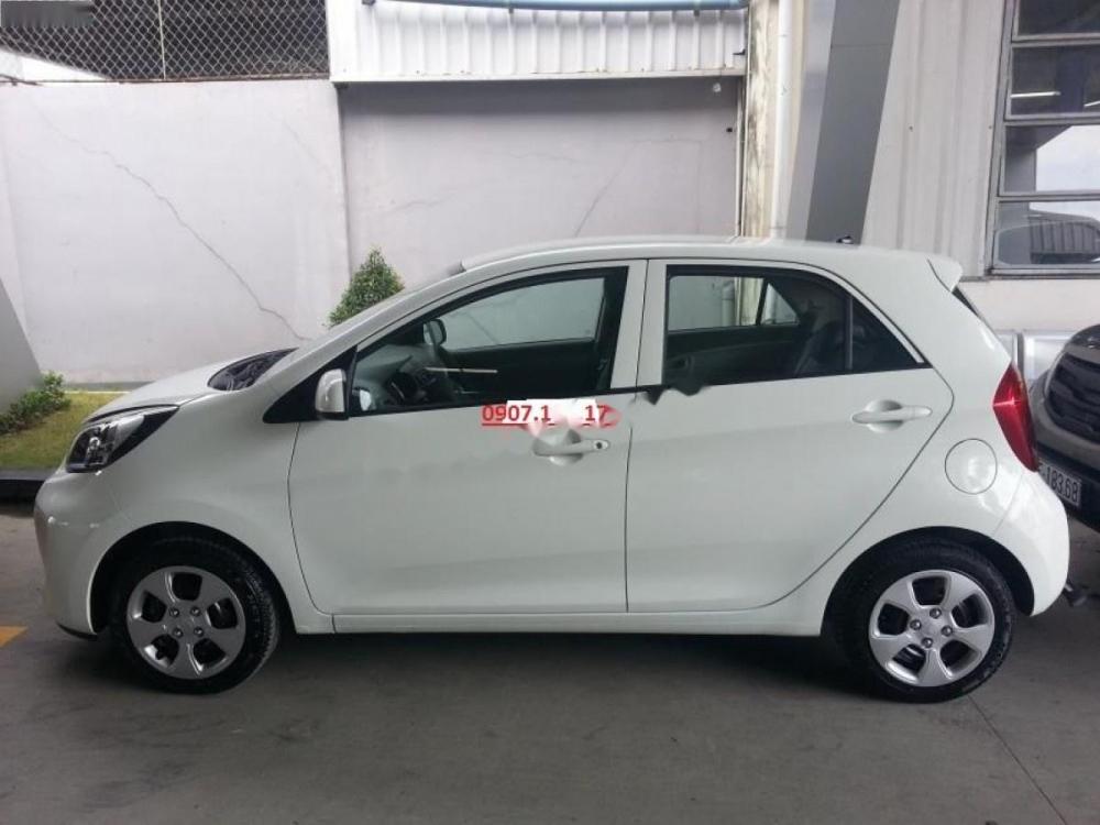 Kia Morning 2015 - Bán Kia Morning đời 2015, màu trắng số sàn, giá chỉ 235 triệu