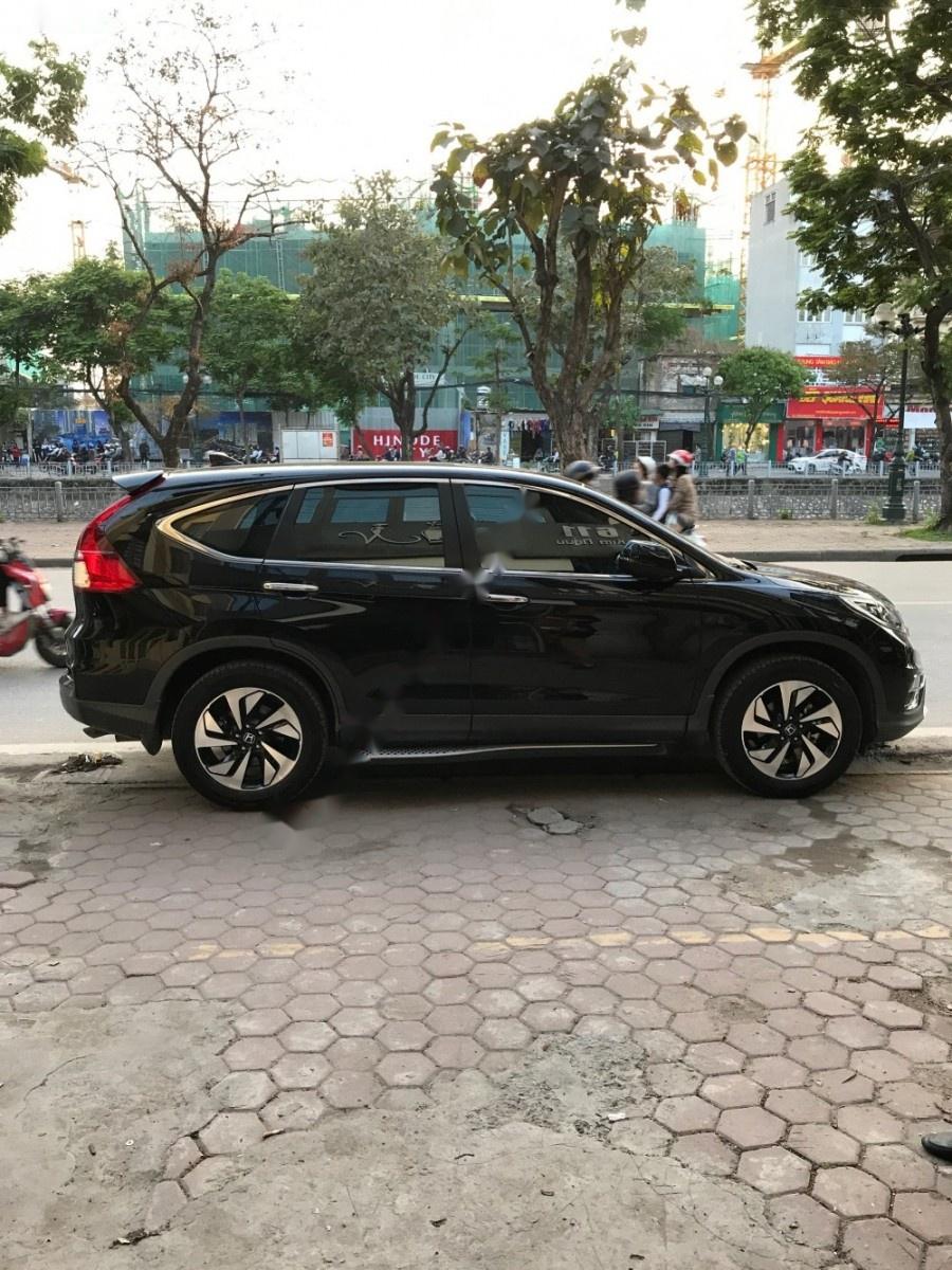 Honda CR V 2.4 AT 2017 - Bán Honda CR V 2.4 AT năm sản xuất 2017, màu đen chính chủ