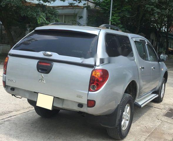 Mitsubishi Triton 2.5 4x2 MT 2011 - Bán ô tô Mitsubishi Triton 2.5 4x2 MT 2011, màu xám, nhập khẩu nguyên chiếc như mới