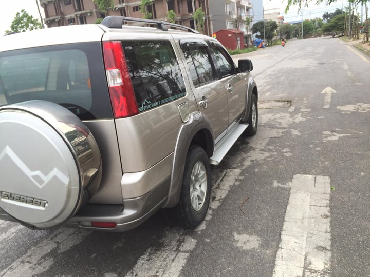 Ford Everest 2009 - Lên đời cần nhượn lại xe Everest 2009, số sàn, máy dầu