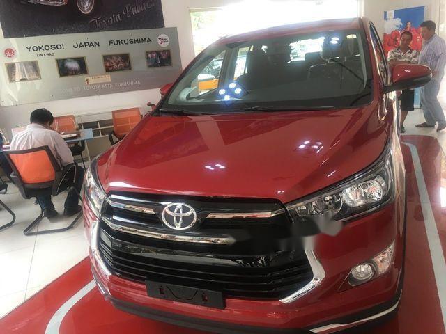 Toyota Innova  2.0  2018 - Cần bán xe Toyota Innova 2.0 sản xuất năm 2018, màu đỏ, giá tốt