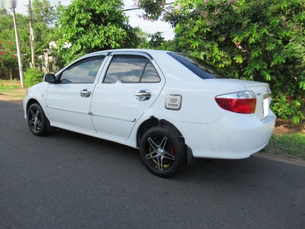 Toyota Vios 1.5G 2003 - Bán Toyota Vios 1.5G đời 2003, màu trắng xe gia đình