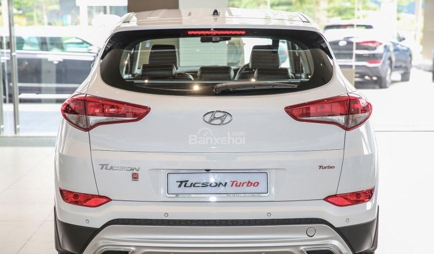 Hyundai Tucson 1.6 T-GDI 2017 - Cần bán Hyundai Tucson 1.6L T-GDI máy xăng đặc biệt - đăng ký 12/2017