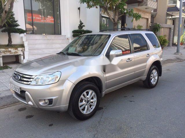 Ford Escape XLS AT 2009 - Bán xe Ford Escape XLS AT đời 2009, màu bạc, giá tốt