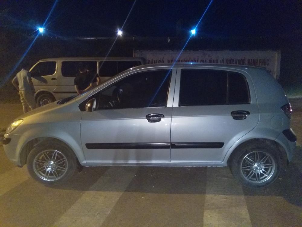 Hyundai Getz 2009 - Cần bán xe Hyundai Getz đăng ký 2009, màu bạc xe gia đình, giá tốt 170 triệu