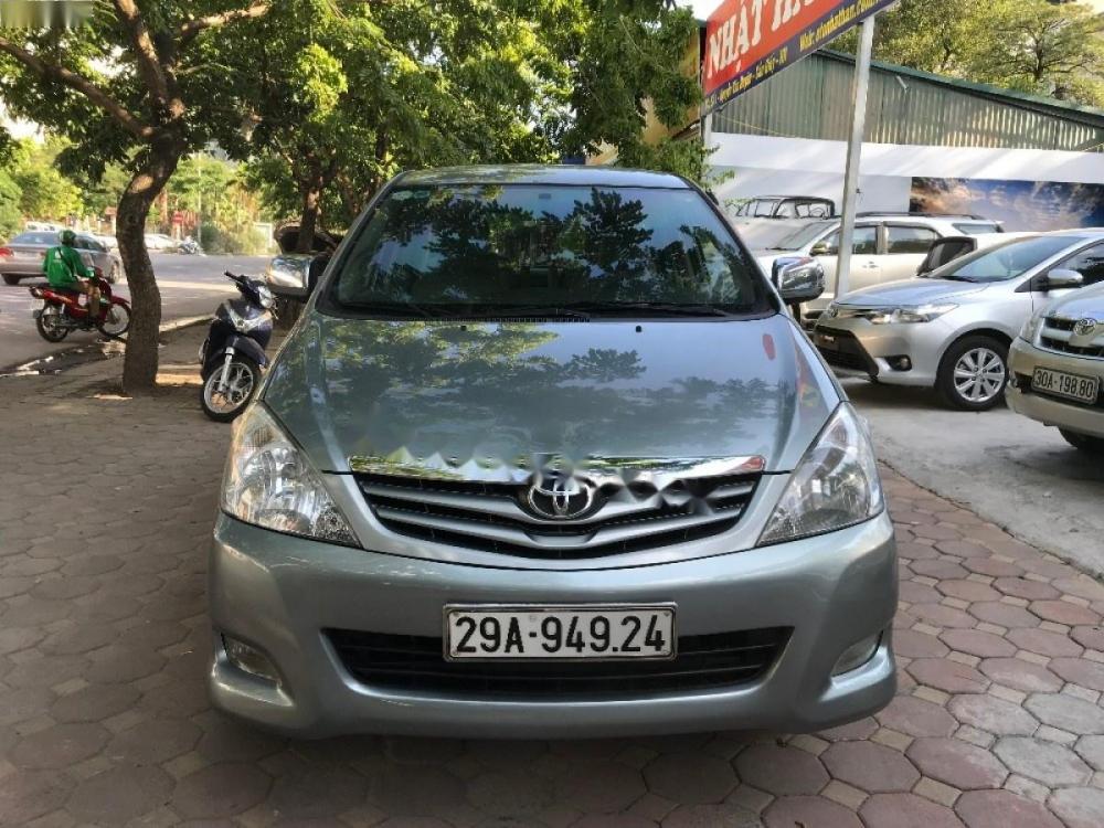 Toyota Innova 2011 - Cần bán lại xe Toyota Innova sản xuất năm 2011 giá cạnh tranh